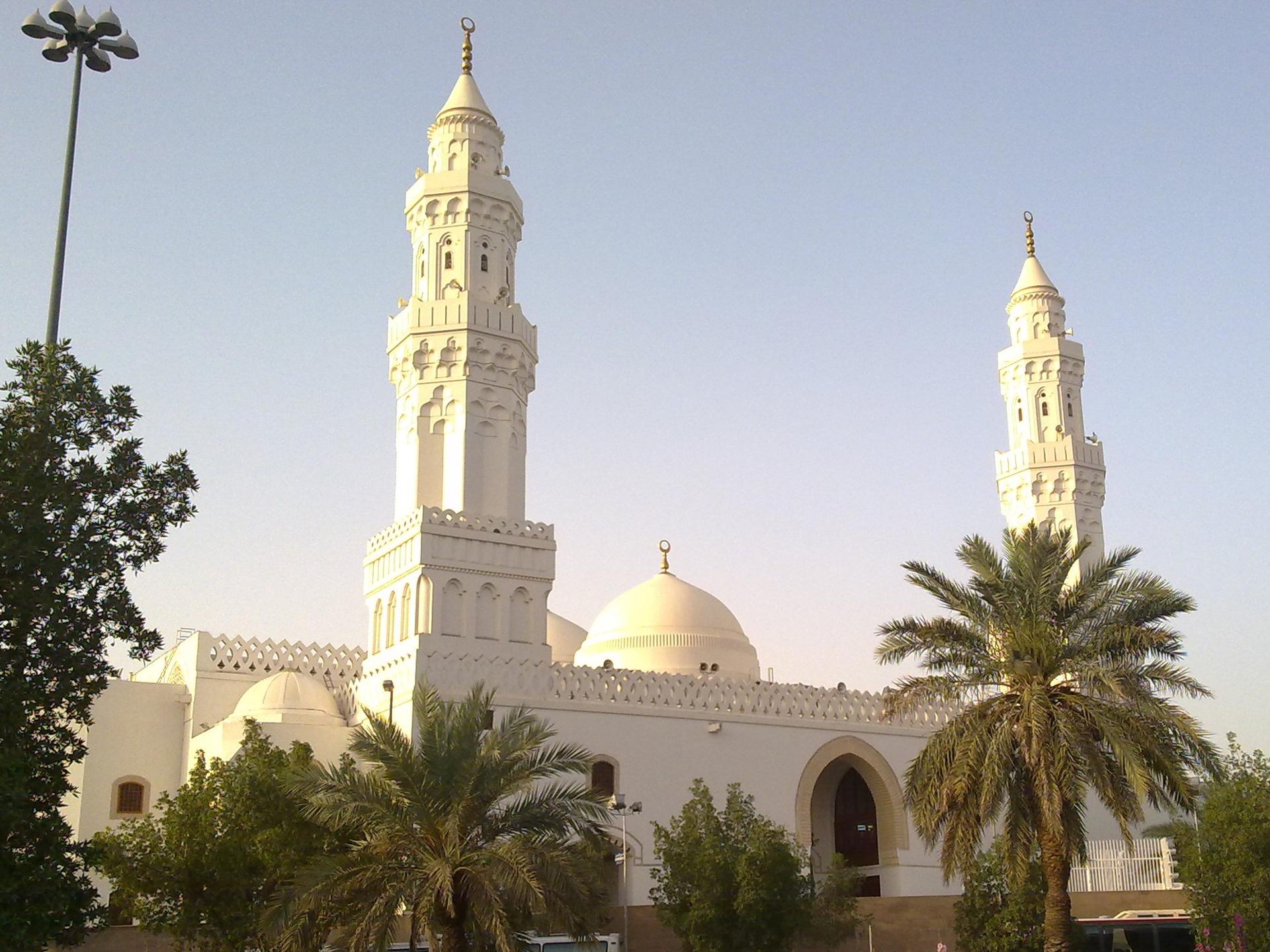 Masjid Qiblatayn — where qibla changed from Jerusalem to Kaaba during prayer